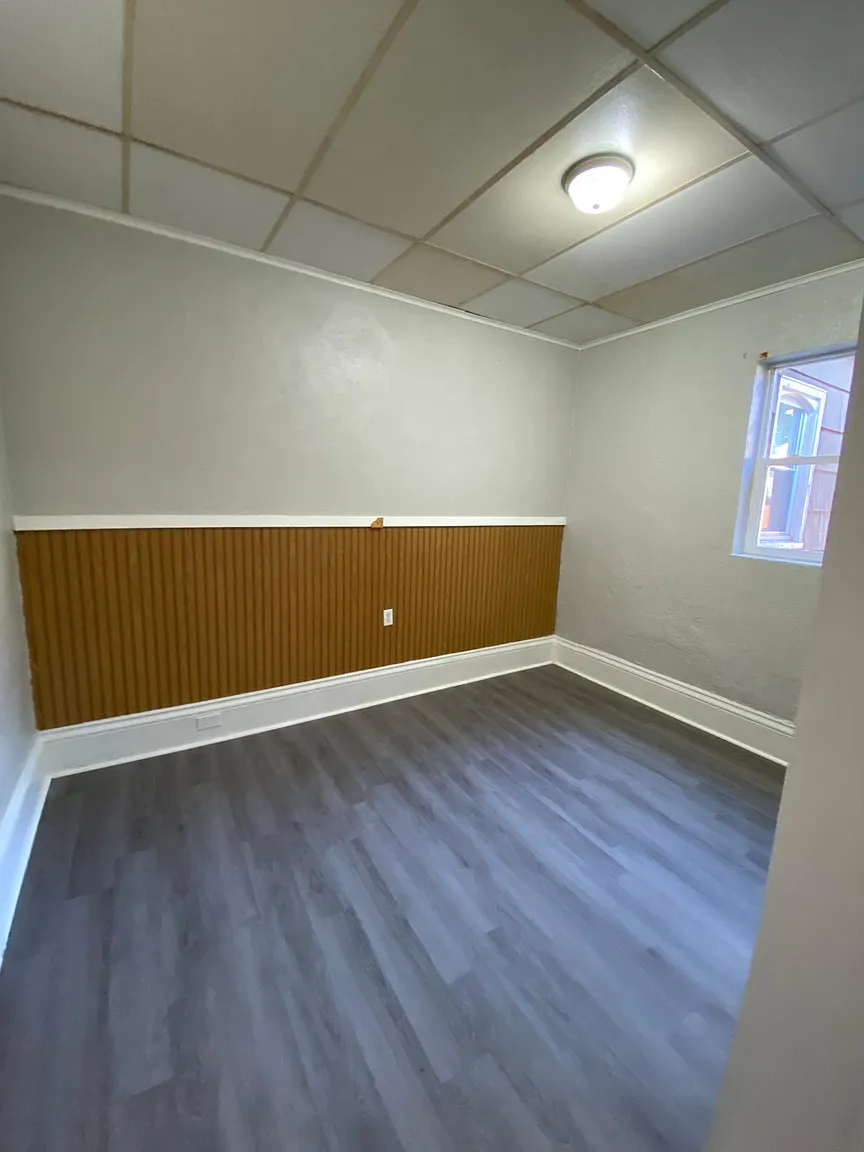 825 Green Ave SW #3 photo 1