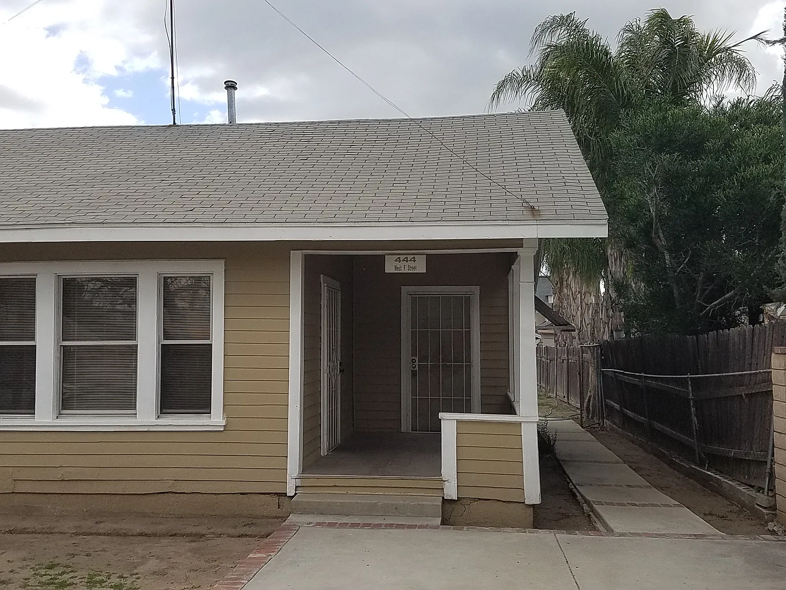 2 bed, 1128 sqft, $2,000 — Photo 2