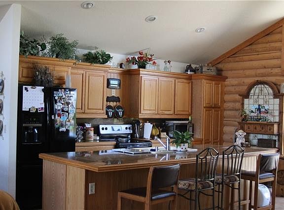 5th image of 255 Beacon Lake Dr
