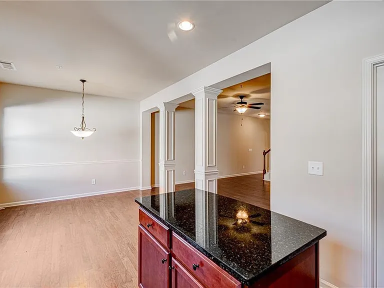 2310 Elmbridge Rd — Photo 9