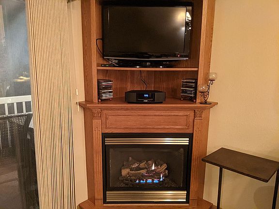 4th image of 1321 Lake Dr W APT 308
