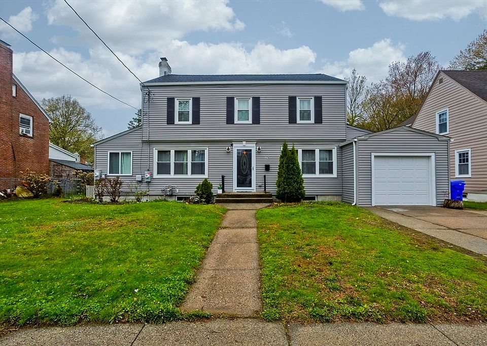 1st image of 174 Abbott St