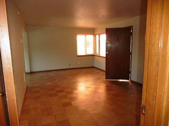 3rd image of 2333 NE 55th St #2406