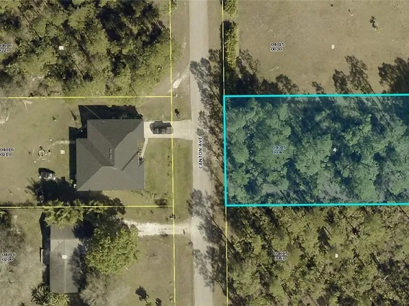 916 Canton Ave, Lehigh Acres, FL 33972