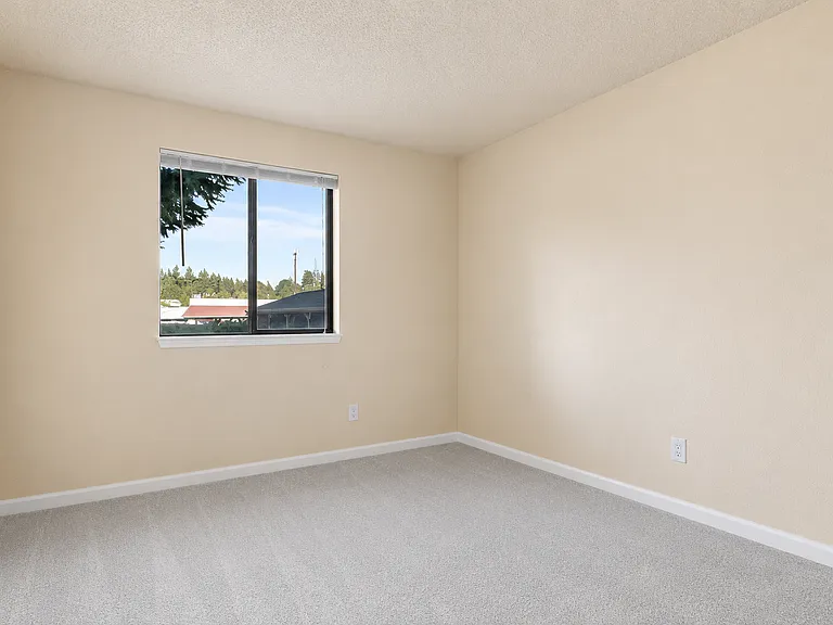 14331 124th Ave NE #C33 — Photo 11