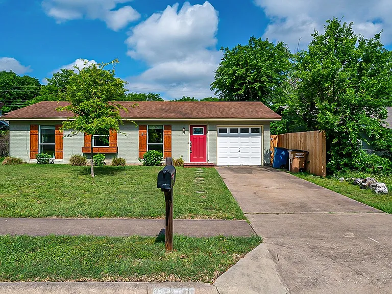 6002 Blythewood Dr — Photo 1