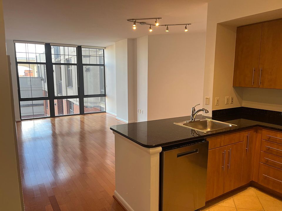 Entrance into Unit