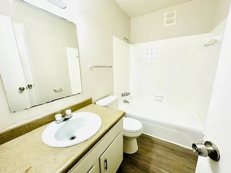 5665 McClelland Dr — Photo 21