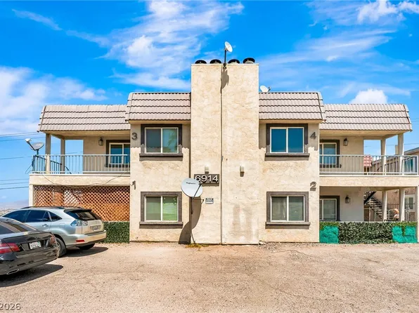6914 Appleton Dr, Las Vegas, NV 89156