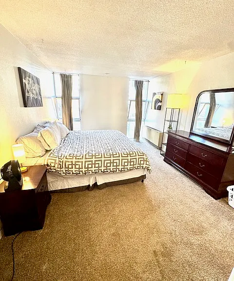 2500 S York St #303 — Photo 11