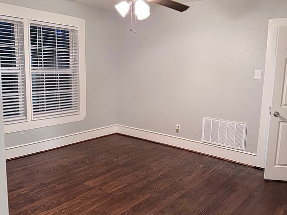 3rd image of 512 Saint Mary St