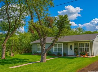 309 Bohme, Uvalde, TX 78801