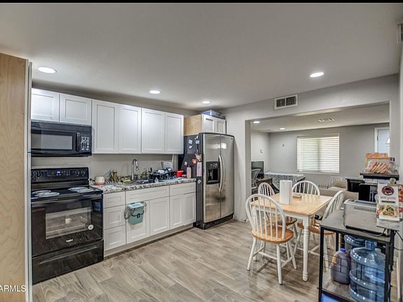 5th image of 708 S 3rd St
