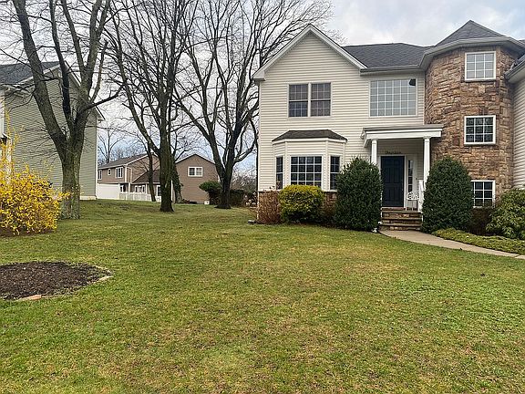 2nd image of 14 Wallace Ave