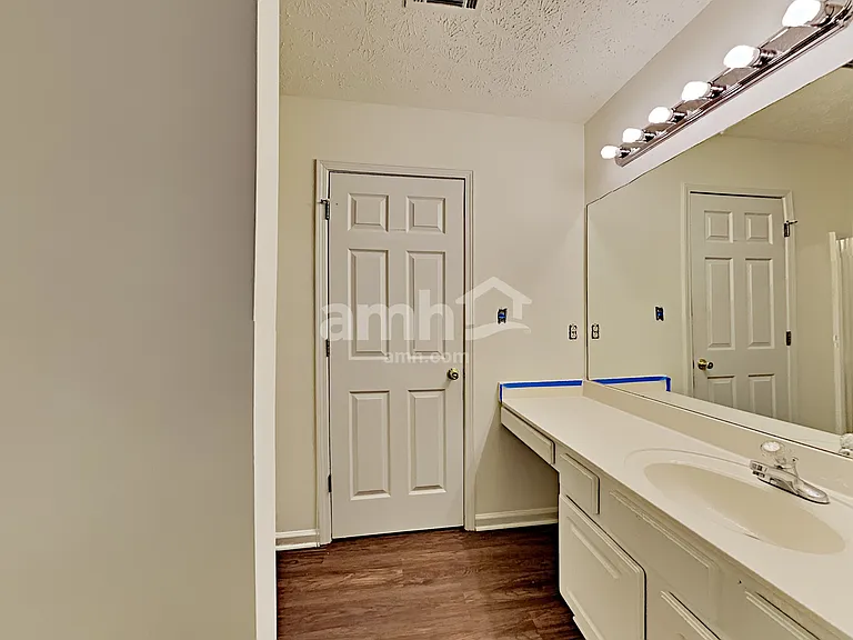 6465 Chestnut Bend Dr — Photo 12