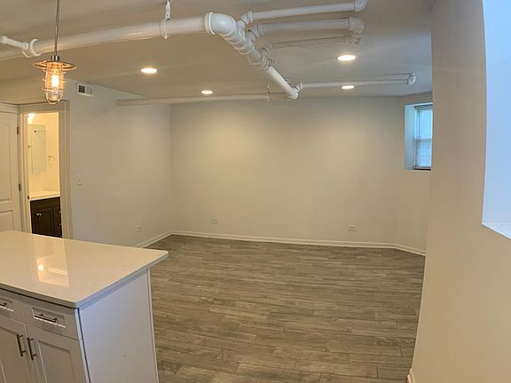 2nd image of 1401 W Olive Ave APT 1