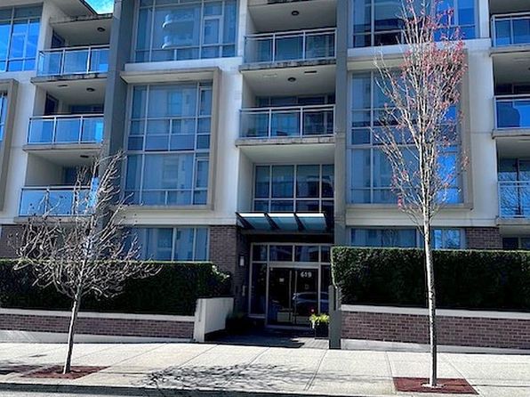 619 5th Ave, New Westminster, BC V3M 1X3