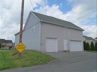 4732 Troxell Dr, Whitehall, PA 18052