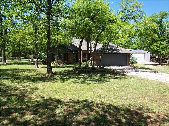 3rd image of 508 Bluebird Dr
