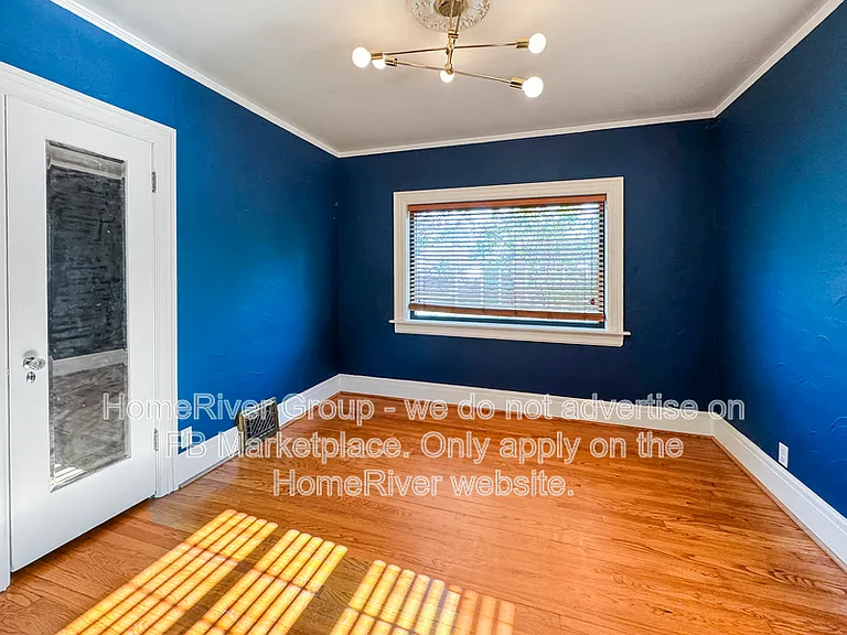 2730 NW 17th St — Photo 4