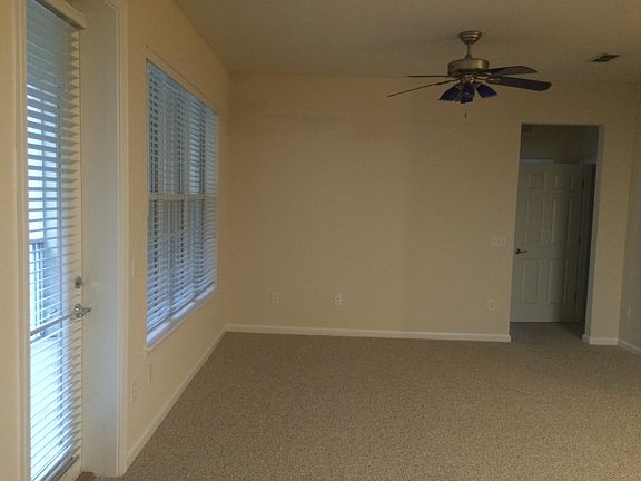 5th image of 11251 Campfield Dr Unit 3208