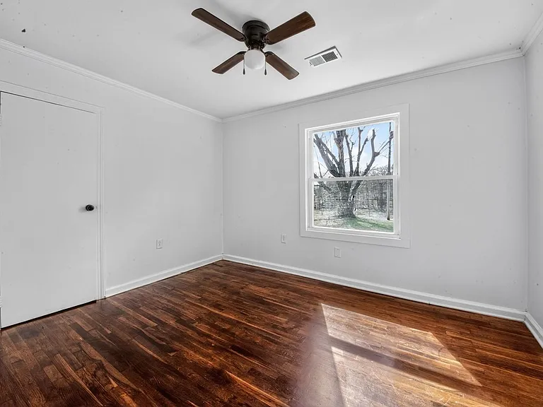 10208 Highway 13 S — Photo 21