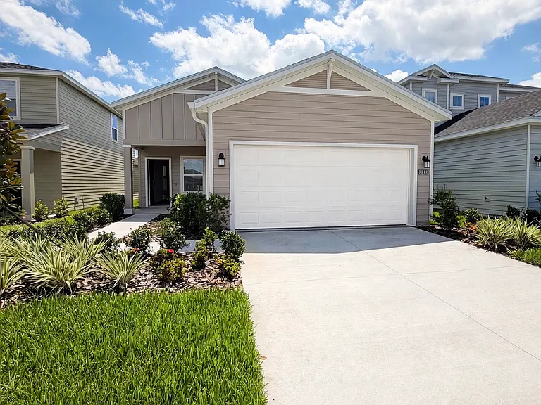 8788 SW 67th Ct — Photo 1