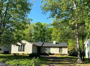 604 Liberty Blvd, Locust Grove, VA 22508