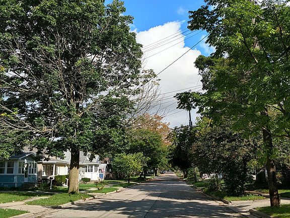 5th image of 407 N Hayford Ave