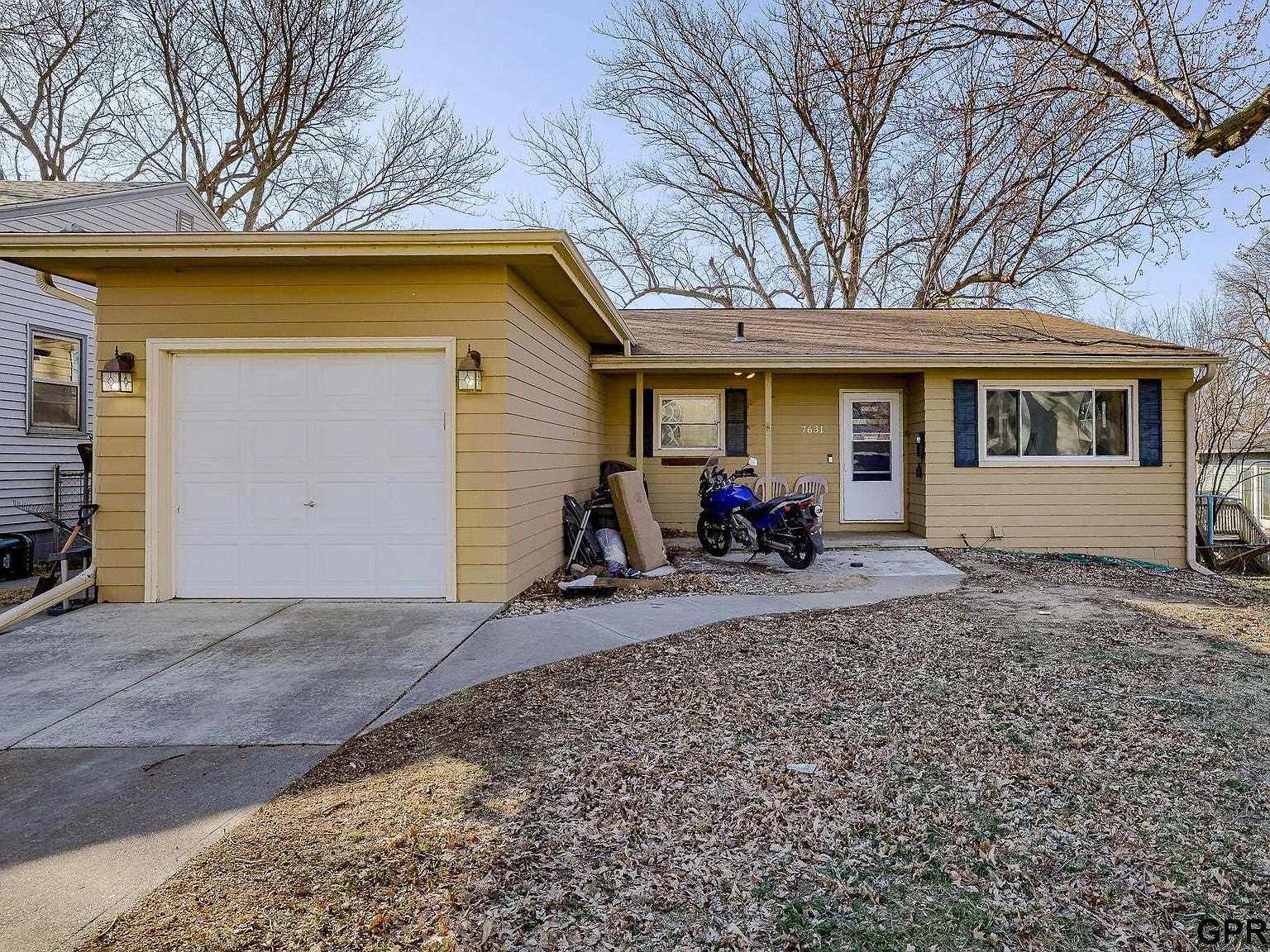 7631 Maywood St, Ralston, NE 68127 Zillow