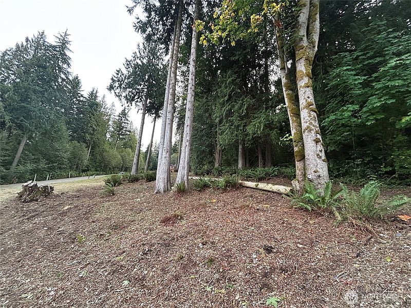 5th image of 715 Samish Heights Lane