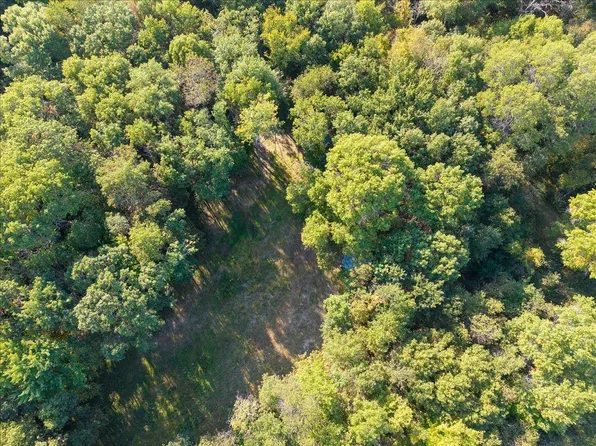 20707 Sleepy Hollow Dr NW, Oak Grove, MN 55011