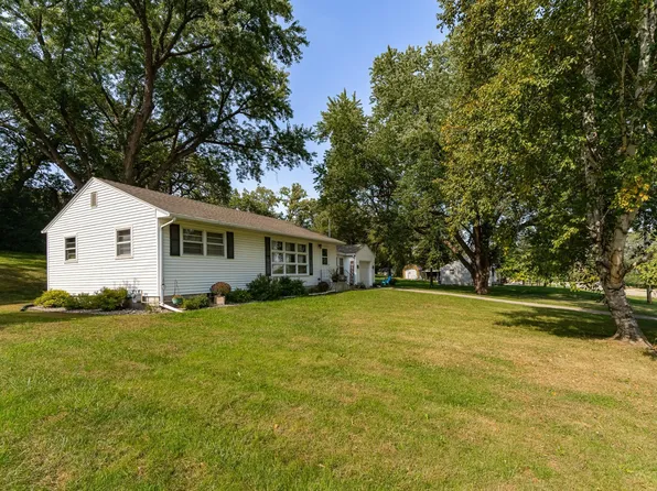 2441 22nd Ave SE, Rochester, MN 55904