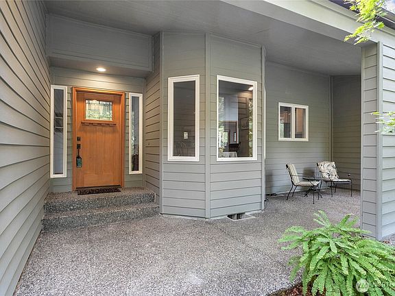 3rd image of 4687 Lee Court