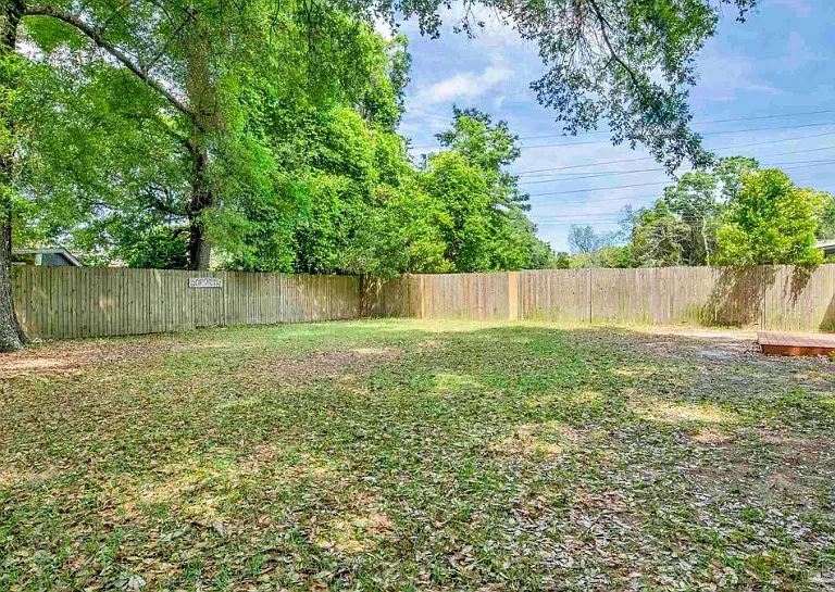 4743 Frontier Rd — Photo 4