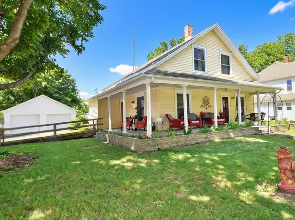416 S Clinton St, Boswell, IN 47921