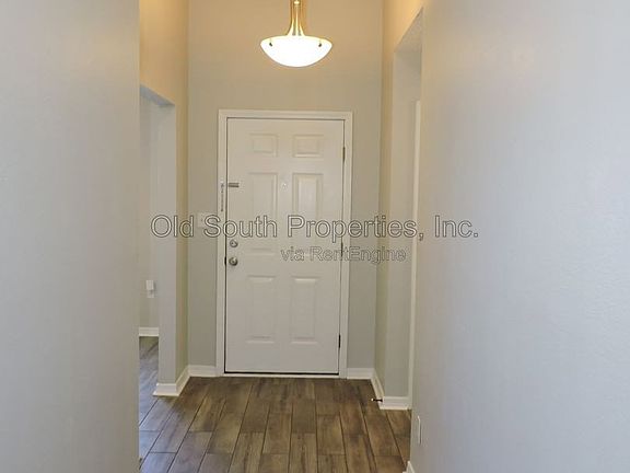 2nd image of 2541 Gulf Breeze Ave