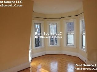 15 Sumner Rd #8, Cambridge, MA 02138