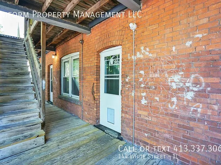 144 White St #1L — Photo 9