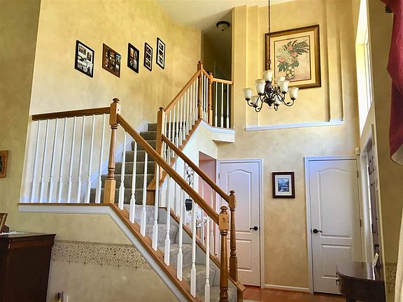 4th image of 4080 Sherbourne Dr