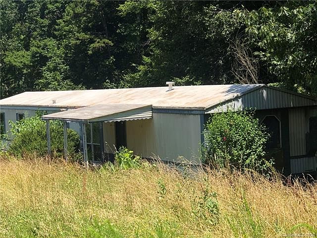 2nd image of 2397 Hickory Ridge Ct