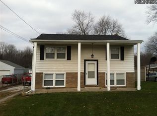 2865 Linwood Rd, Akron, OH 44312