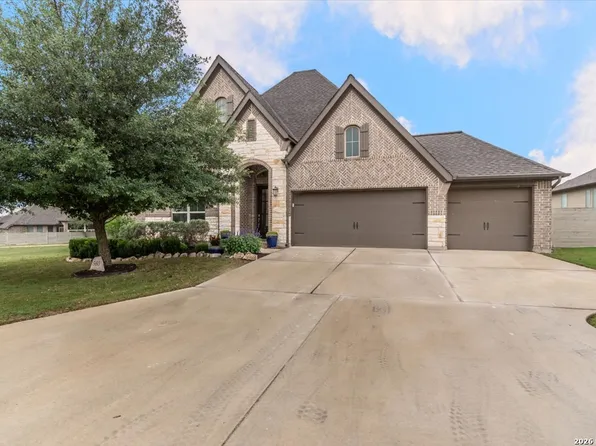 560 Chinkapin Trl, New Braunfels, TX 78132