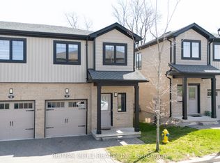 2621 Holbrook Dr #8, London, ON N6M 0G2