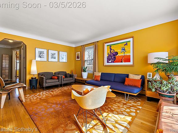 4th image of 2288 Franklin Rd