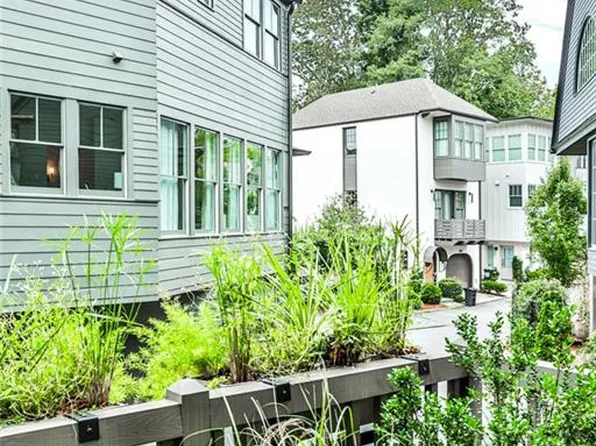 241 Colebrook St NE, Atlanta, GA 30307