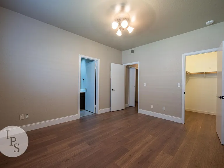 8153 N Cedar Ave #126 — Photo 16