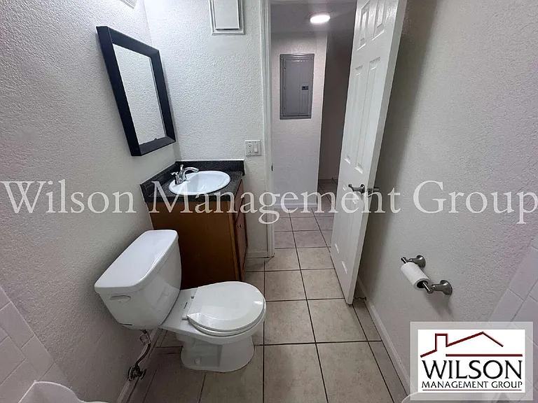 115 E Smith St #8 — Photo 12