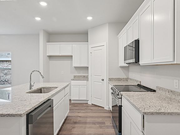 7th image of this home