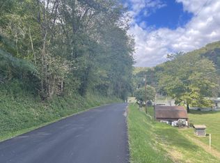 1409 Big Branch Rd, Danville, WV 25053